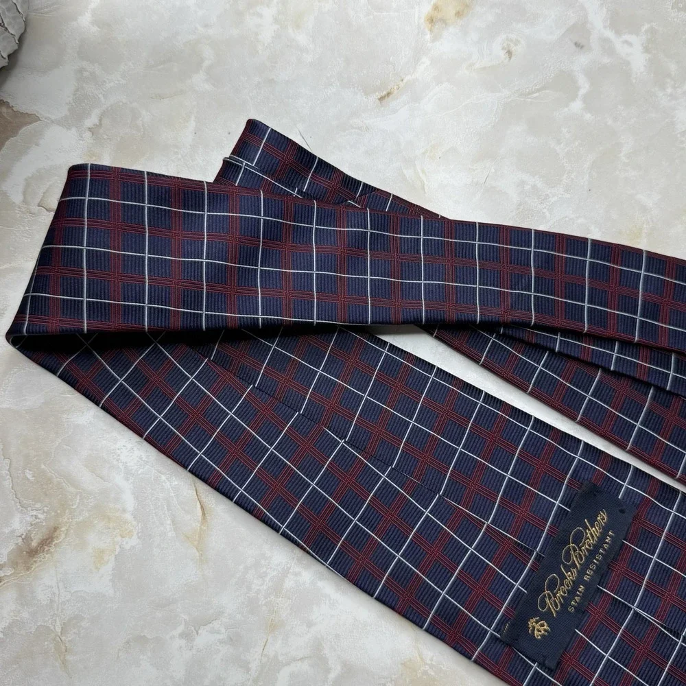 NWOT Brooks Brothers Men Silk Tie Red Blue Plaid Stain Resistant 3 5/8